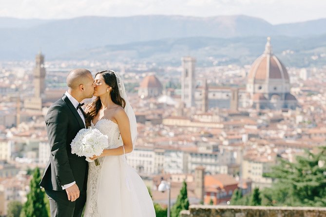 Honeymooners Florence Tour With Professional Photographer and Driver - Good To Know