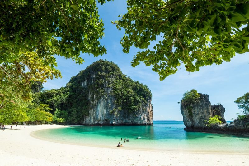 Hong Island Full-Day Longtail Boat & Snorkeling Tour - What a full day around Hong Island feels like
