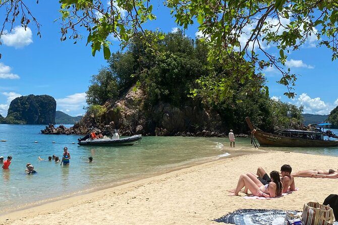 Hong Island Speed Boat Tour From Krabi - Lunch and Relaxation