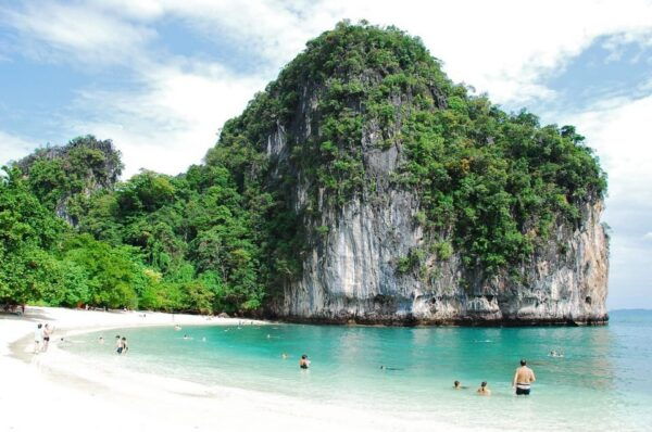 Hong Islands & 4 Islands Private Trip By Speed Boat - Questions You May Have