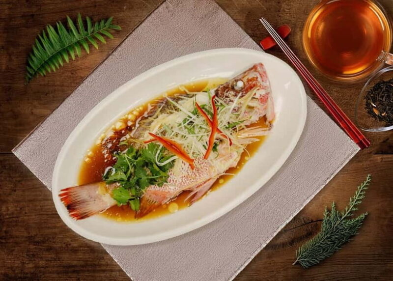 Hong Kong: Aberdeen Fishing Heritage Tour with Seafood Feast - Good To Know