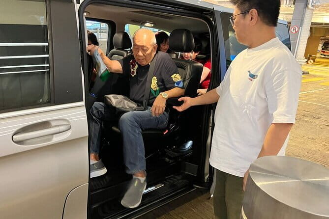 Hong Kong City Highlights and Hidden Gems by Private Car - Why Choose This Tour?