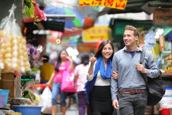 Hong Kong Culinary: From Local Streets to Gourmet Treats - Culinary Adventure in Sheung Wan