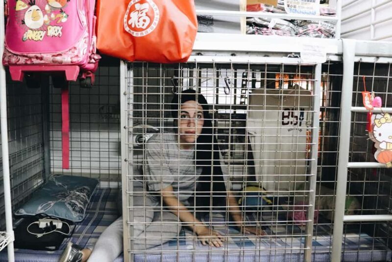 Hong Kong: Dark Side of Hong Kong Caged Homes Walking Tour - Who is this tour perfect for?  