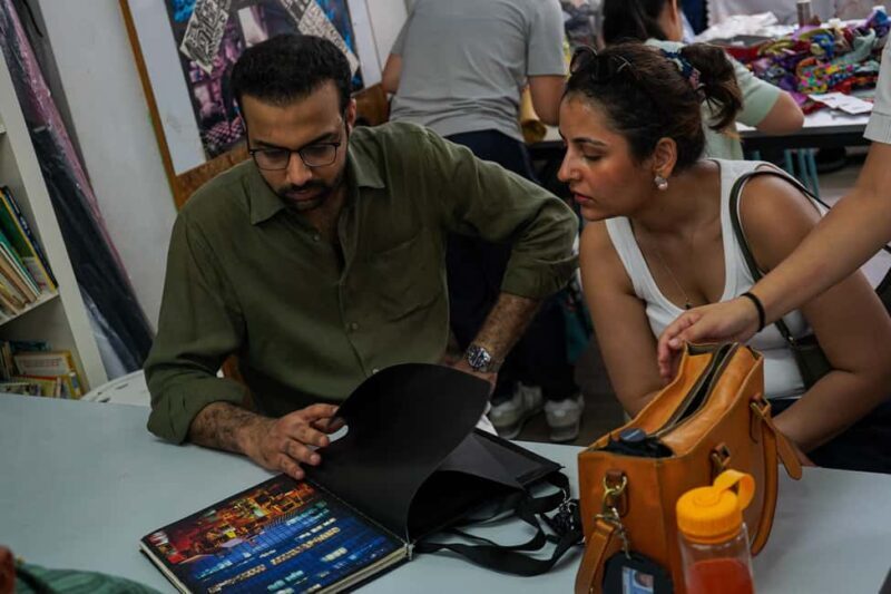 Hong Kong: Dark Side of Hong Kong Caged Homes Walking Tour - What to Expect on the Walk