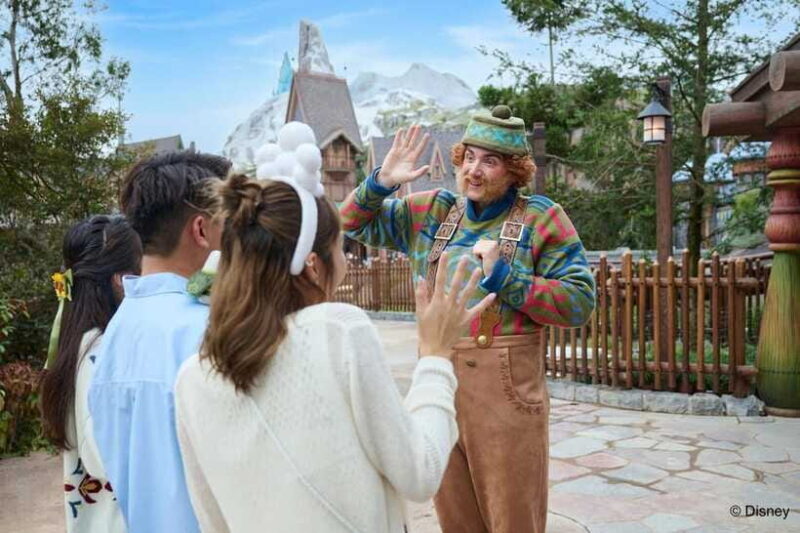 Hong Kong: Disneyland Early Park Entry Pass - Who Should Consider This Experience?