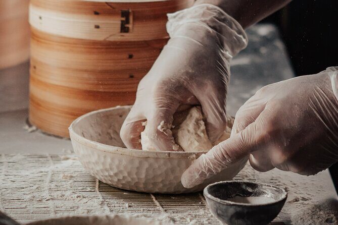 Hong Kong gourmet baking experience class: Hong Kong-style egg tart + custard mooncake - A Deep Dive into the Hong Kong Baking Class Experience