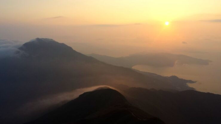 Hong Kong: Lantau Peak Sunrise Climb - Activity Description