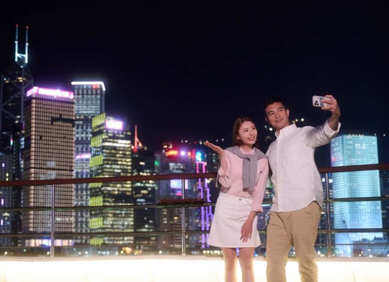 Hong Kong: Oriental Pearl Night Bar & Sightseeing Experience - Introduction: An Evening of Scenic Sips and Skylines