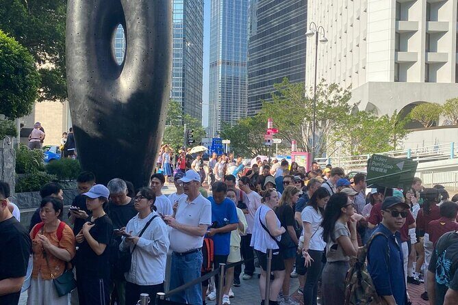 Hong Kong Peak Tram with Tour Guide/Skip the line/Fastlane - Why This Tour Stands Out