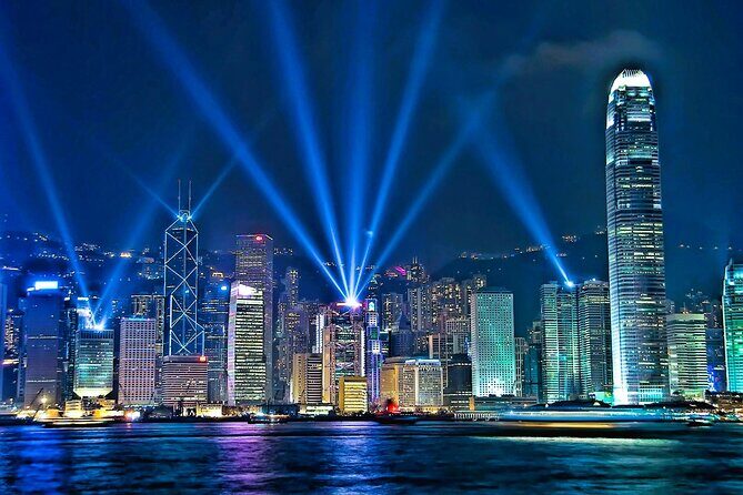 Hong Kong Private Night : Yacht + Dinner + Lights Show (15pax) - Good To Know