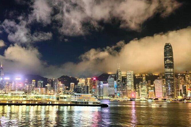 Hong Kong Private Night : Yacht + Dinner + Lights Show (15pax) - FAQ