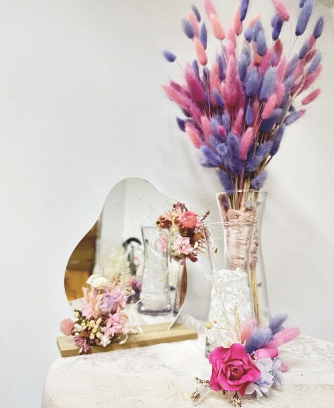 Hong Kong R florist - Handmade Sola Flower & Preserved Flower Workshop | Glass Dome | Diffuser Bottle | Flower Box | Flower Basket | Flower Mirror | AUBE Certificate Course | Lai Chi Kok - Why the glass dome makes a thoughtful keepsake