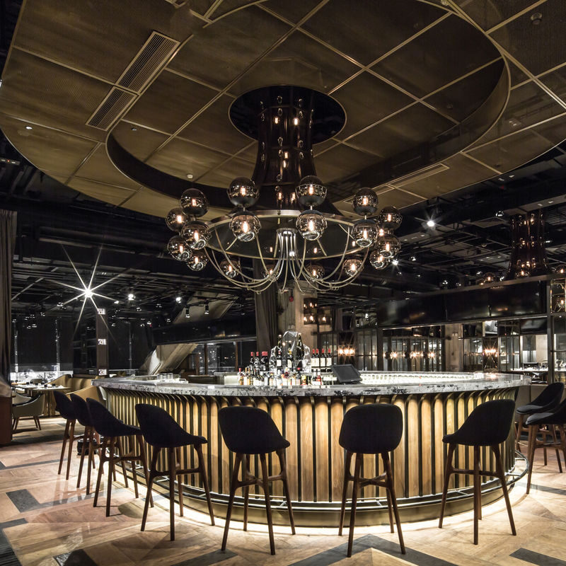 Hong Kong Racecourse with F&B Experience - Who should book, and who should think twice?