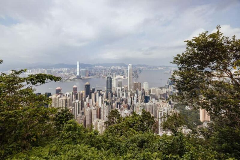 Hong Kong to Guangzhou: Private Full-Day Tour to China - Good To Know  