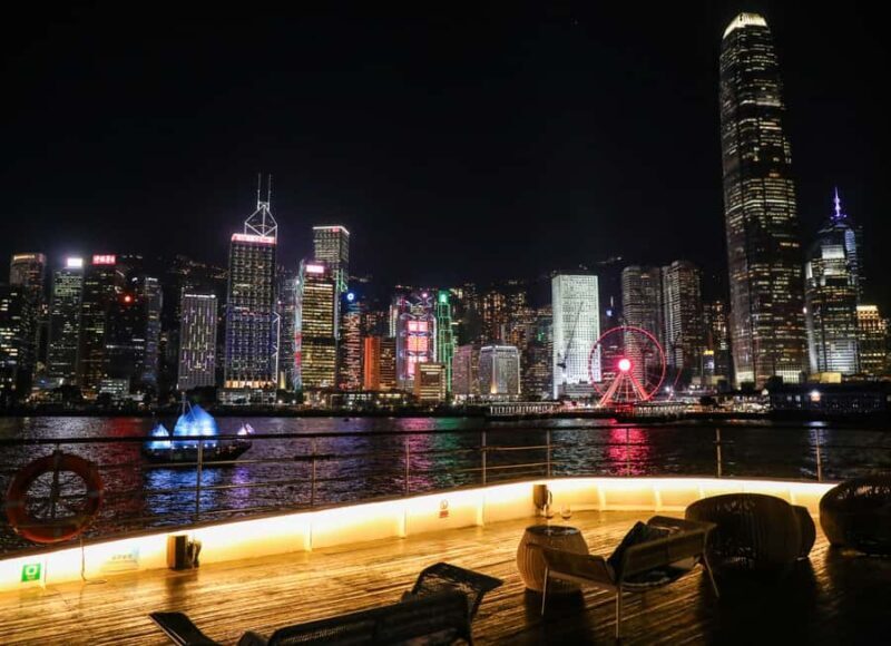 Hong Kong: Twilight or Symphony of Lights Cruise with Dinner - FAQ