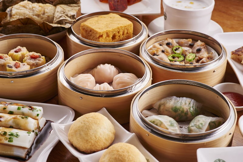 Hong Kong Victoria Harbour Sunset Cruise & Dim Sum Dinner - What to know before you go