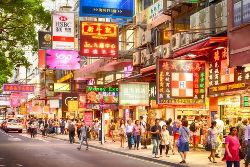 Hong Kong Victoria Harbour Sunset Cruise & Dim Sum Dinner - Who should book this Hong Kong evening?