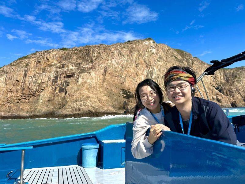 Hong Kong Volcanic Columns Half-Day Yacht Experience - Kau Sai Chau and Sharp Island: possible stops ashore