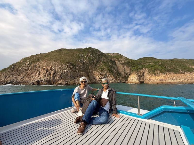 Hong Kong Volcanic Columns Half-Day Yacht Experience - The sea is part of the deal