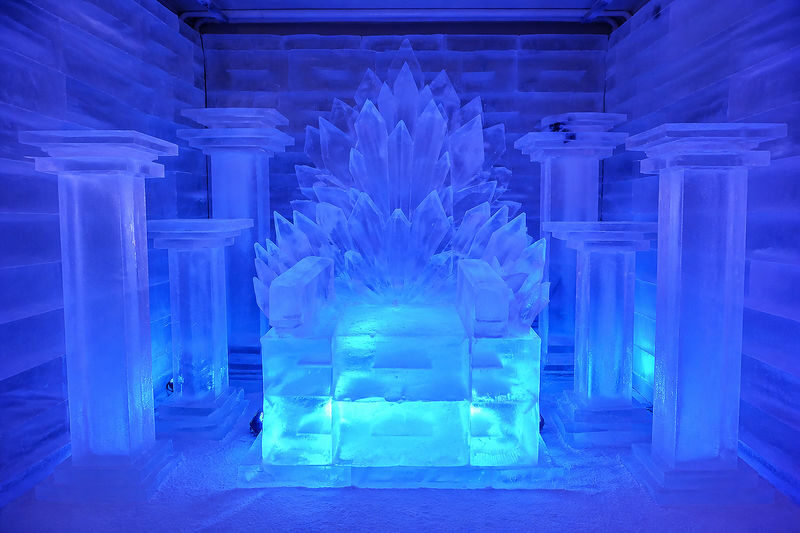 Hongdae Ice Cafe Experience: Ice Room & Drinks in Ice Cups - Use the refill to slow down