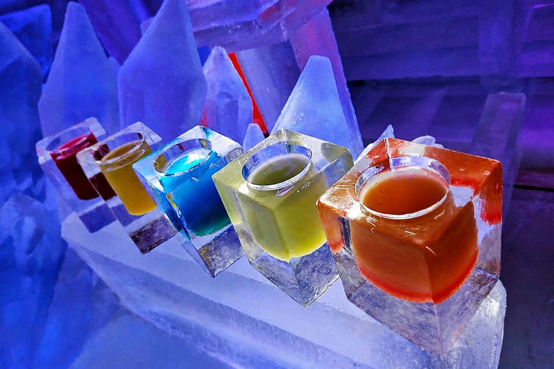 Hongdae Ice Cafe Experience: Ice Room & Drinks in Ice Cups - Finish by smashing the cup