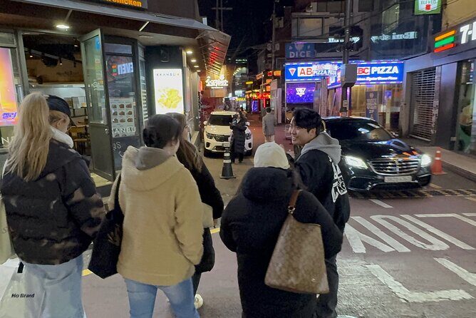 Hongdae Night Culture/Food/Drinking game Tour with K-space - Good To Know