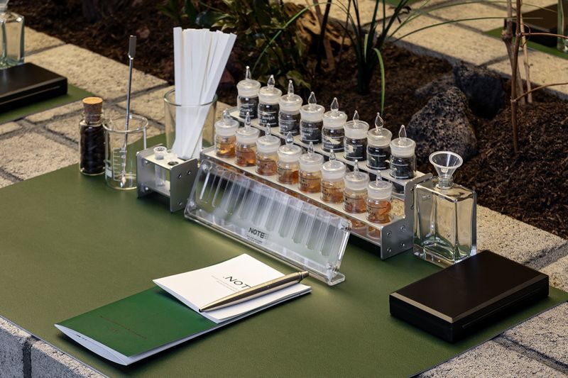 Hongdae Private Self-Perfume Making Class by .NOTE - A self-guided perfume session in Hongdae