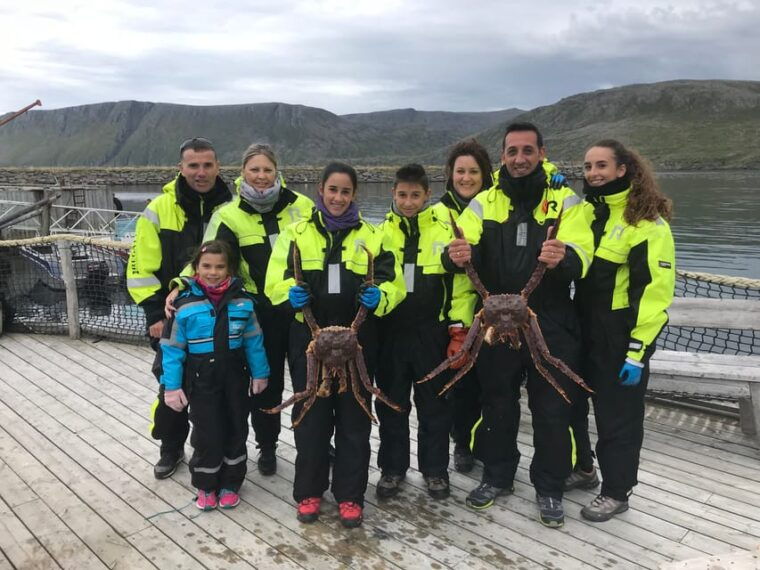 Honningsvåg: North Cape King Crab & Arctic Wildlife Safari - Wildlife Encounters: Nature’s Most Photogenic Moments