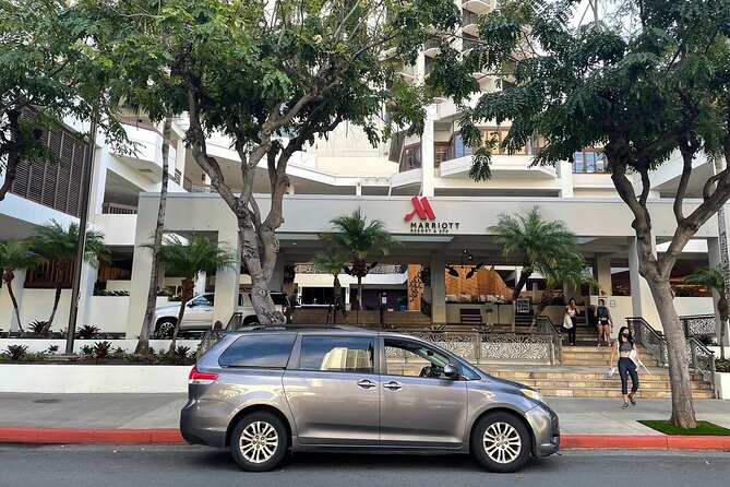 Honolulu Airport & Ko Olina Hotels Private Transfer by Minivan (Up to 5 People) - The Sum Up