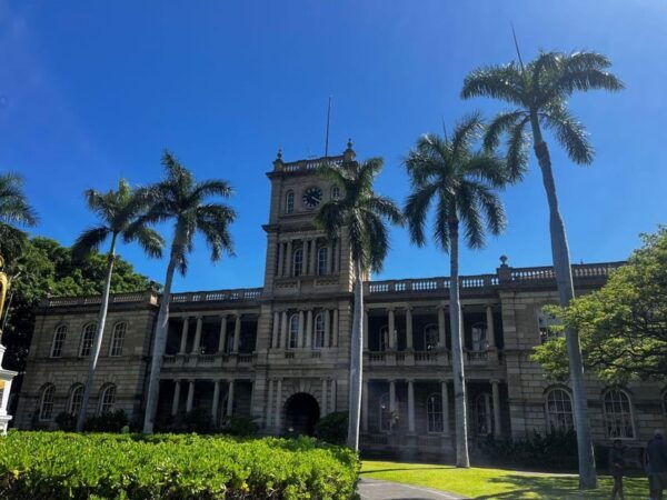 Honolulu: Island of the Gods Daytime Walking Tour - History of Hawaiian Royalty and Cultural Clashes