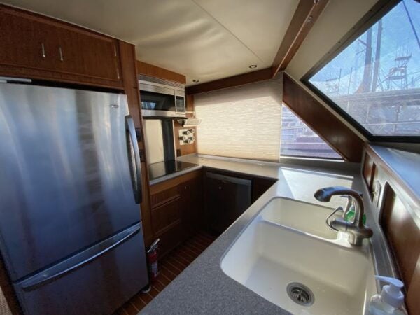 Honolulu: Private Luxury Yacht Cruise With Guide - Product ID