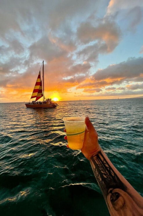 Honolulu: Sunset Catamaran Sailing Experience - Experience Highlights
