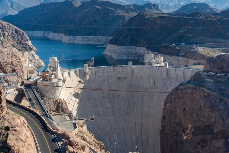 Hoover Dam Highlight Trip from Las Vegas - From Las Vegas to the dam country