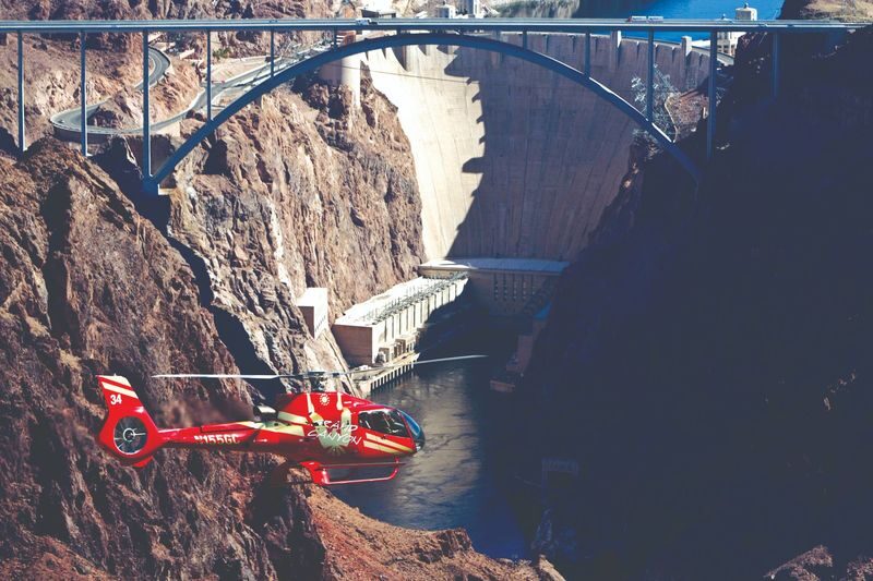 Hoover Dam & Las Vegas Strip Flight by Helicopter Experience - From Koval Lane to the Colorado River