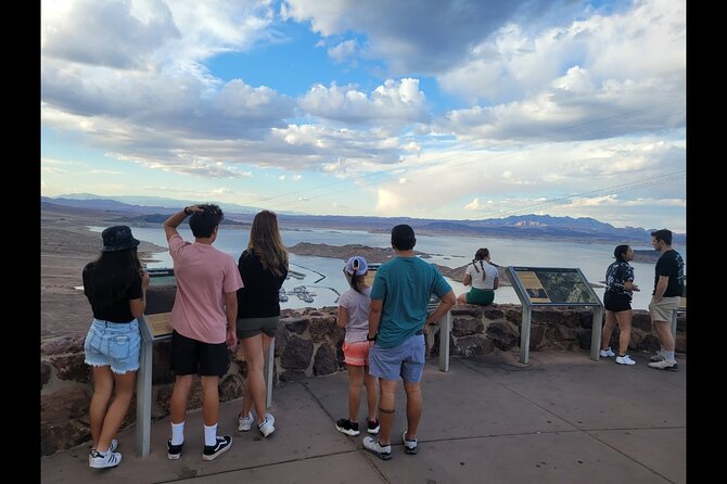 Hoover Dam Tour by Luxury SUV - Directions