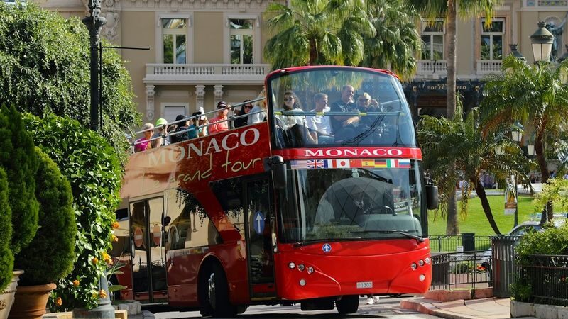 Hop-on hop-off bus in Monaco - A compact way to get around Monaco