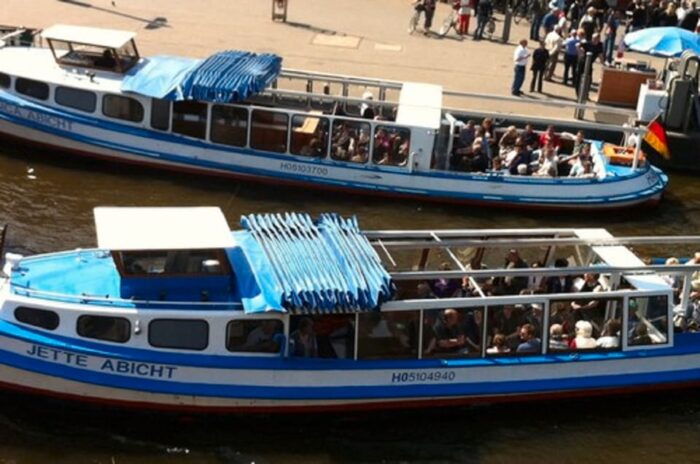 Hop-On/Hop-Off city tour incl. 1 hour harbor tour - Who Will Love This Tour?