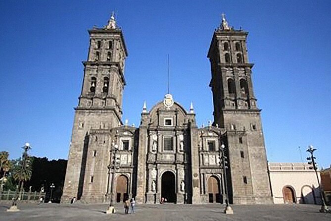 Hop-On Hop-Off City Tour Puebla Plus Michin Platino Aquarium - Inclusions