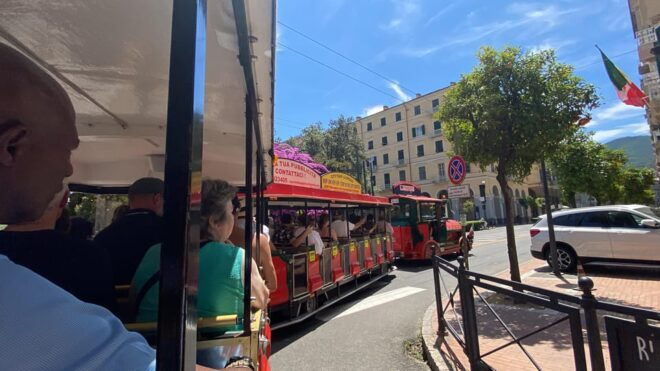 Hop On Hop Off EXPERIENCE LA SPEZIA Tour - Booking and Reservation Process
