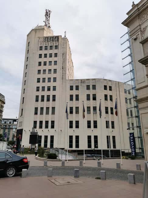 Hop-on Hop-off minibus Tour of Bucharest & Village Museum - Frequently Asked Questions