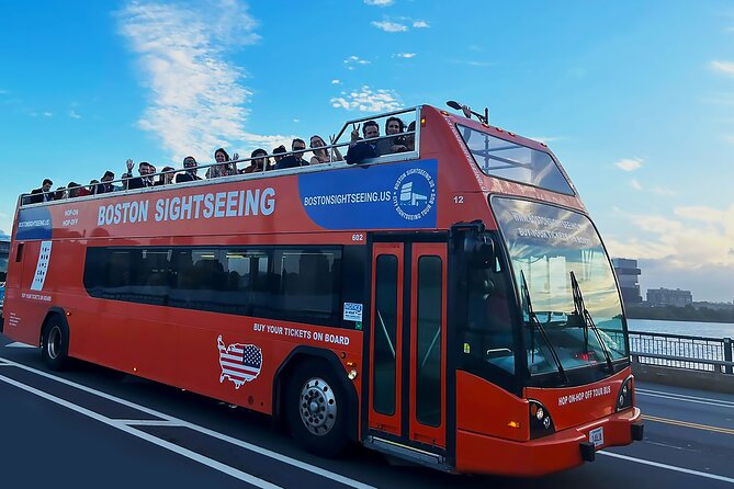 Hop-on Hop-off Sightseeing and Freedom Trail Walking Tour - Weather and Minimum Travelers