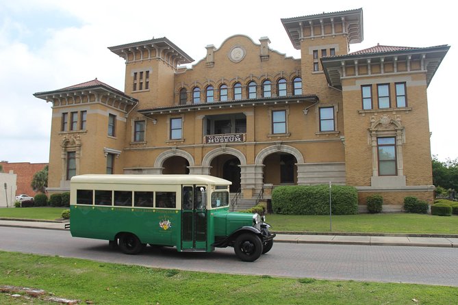 Hop-on Hop-off Tour in Pensacola - Cancellation Policy and Additional Information