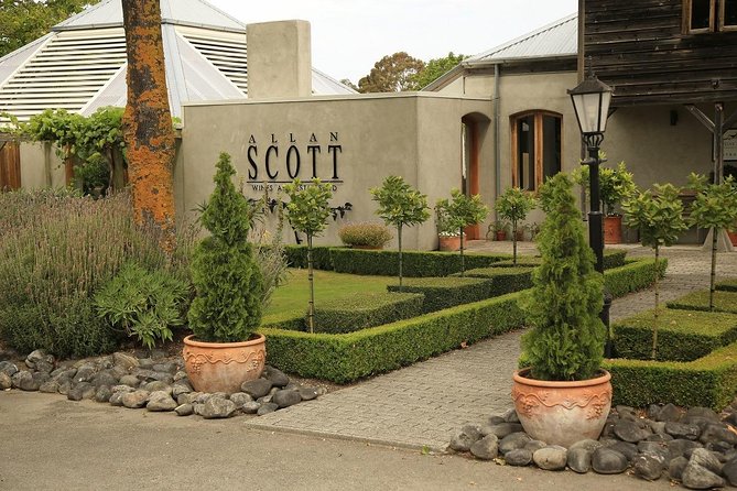 Hop on Hop off Wine Tours Marlborough - The Sum Up