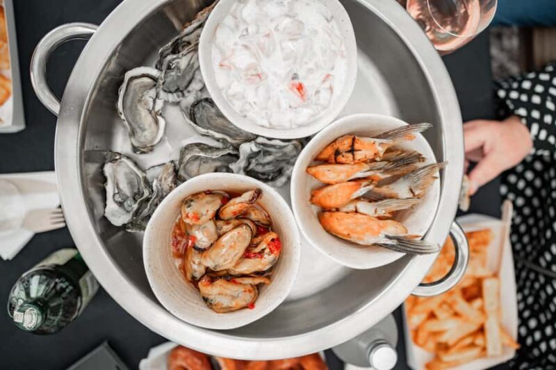 hope: Guided Cruise with Oyster Farm Visit and Lunch - An In-Depth Look at the Hope Guided Cruise Experience