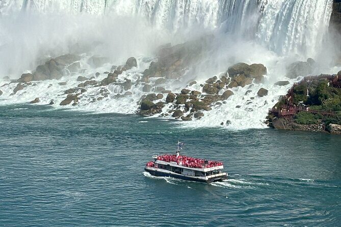 Hornblower Boat and Walking Tour of Niagara Falls - What This Tour Offers: A Complete Look