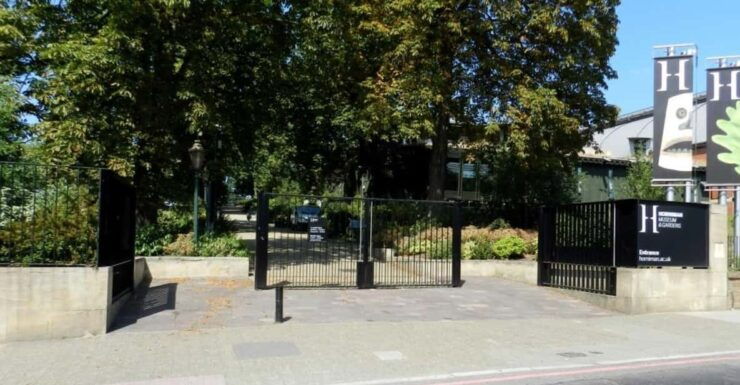 Horniman Gardens Walk by Sams Walk - Highlights of the Collection