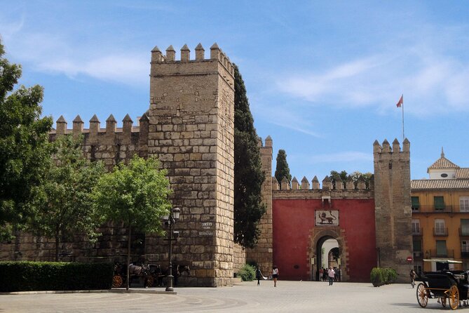 Horse and Carriage Sightseeing Tour in Seville - Additional Information