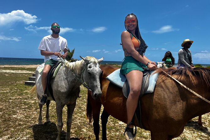 Horse Back Ride/Blue Hole Water Falls - Meeting and Pickup
