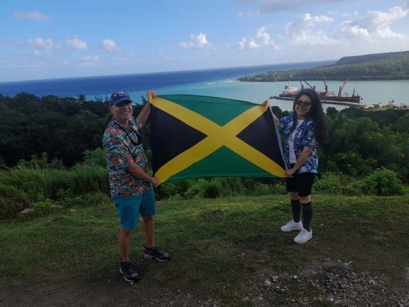 Horseback Ride, Blue Hole, Dunn's River and Tubing Tour - FAQs  